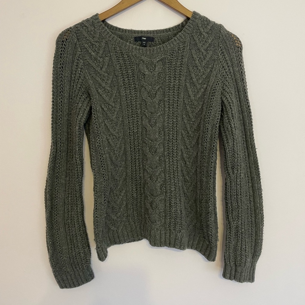 Gap Sweater